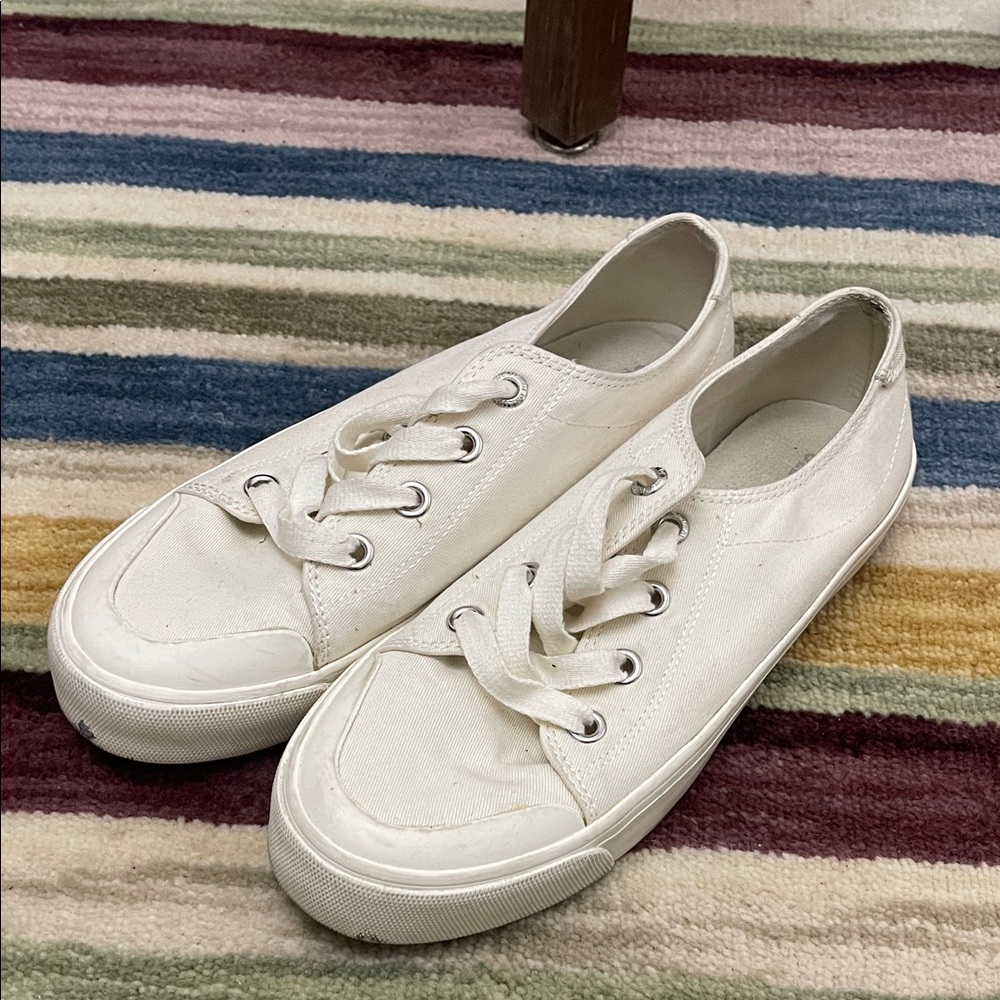 Old Navy White Sneakers